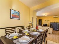Posedenie v ubytovaní Holiday Home Sonja by Interhome