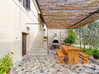 Vonkajšia záhrada v ubytovaní Holiday Home Sonja by Interhome
