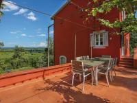 Balkón alebo terasa v ubytovaní Holiday Home Piero by Interhome