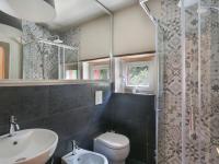 Kúpeľňa v ubytovaní Holiday Home Piero by Interhome