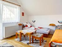Posteľ alebo postele v izbe v ubytovaní Apartment Renata by Interhome
