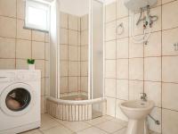 Kúpeľňa v ubytovaní Holiday Home Golic by Interhome