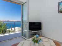 Televízia a/alebo spoločenská miestnosť v ubytovaní Apartment Suzana-2 by Interhome