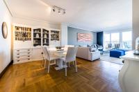 Posedenie v ubytovaní LA CONCHA BEACHVIEW by SWEET HOME SAN SEBASTIAN