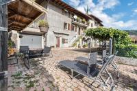 A balcony or terrace at Casa Vacanze Voiandes