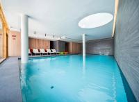 Bazén v ubytovaní Hotel Lajadira & Spa alebo v jeho blízkosti