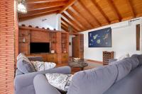 TV a/nebo společenská místnost v ubytování Las Casitas 28