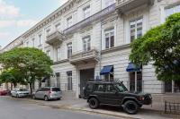Budova, v ktorej sa apartmán nachádza