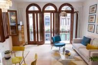 Posedenie v ubytovaní luxurious and quiet apartment in the lively heart of Venice