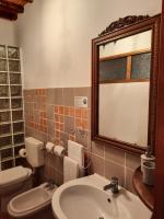A bathroom at SassoMatto b&b BioAgrituRelax