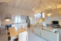 Kuchyň nebo kuchyňský kout v ubytování Ionian Luxury Villas