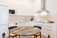Kuchyň nebo kuchyňský kout v ubytování LS9- La Palmera Luxury by Valcambre