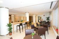 A seating area at Hotel Vittoria