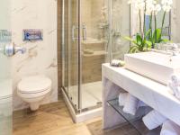 Kúpeľňa v ubytovaní Mercure Rhodes Alexia Hotel & Spa