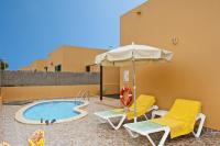 Basen w obiekcie La Casa del Sol l by Best Holidays Fuerteventura lub w pobliżu