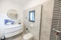Koupelna v ubytování Luxury Villa Ivy