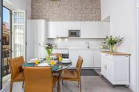 A kitchen or kitchenette at Mira Apartment in Malaga by Solaga Holiday Homes