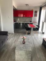 Kuchyňa alebo kuchynka v ubytovaní Apartament Metropolia typu deluxe, free WiFi, FV