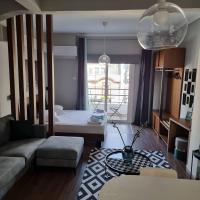 Posteľ alebo postele v izbe v ubytovaní RED ROOMS TSIMISKI 60