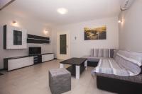 Kuchyň nebo kuchyňský kout v ubytování Apartment in Lopar with balcony, air conditioning, WiFi, washing machine (4885-1)