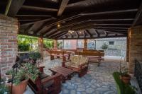 Zahrada ubytování Apartment in Lopar with balcony, air conditioning, WiFi, washing machine (4885-1)