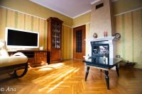 A television and/or entertainment centre at The Pearl Apartment Varna