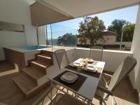 Bazén v ubytování APARTAMENTO TERRAZAS DEL MAR, PISCINA PRIVADA nebo v jeho okolí