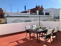 Balkón nebo terasa v ubytování GATU PREMIUM La Casa del Arco con wifi, aire acc, terraza ," Preferente mayores de 25 años y familias "