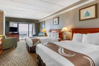 Quality Inn Boardwalkにあるベッド
