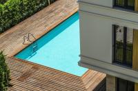 The swimming pool at or close to Apartment in Evargreen complex with Terrace