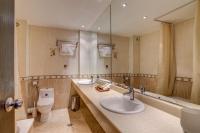 Hotel Bansko SPA & Holidays - Free Parkingにあるバスルーム
