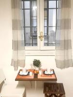 A seating area at B&B Maggiore 58
