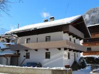 Budynek, w którym mieści się apartament