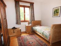 Posteľ alebo postele v izbe v ubytovaní Chalet Patricia by Interhome