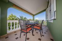 Balkón alebo terasa v ubytovaní Apartment in Kampor/Insel Rab 26301