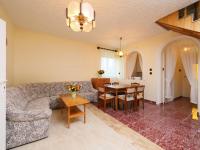 Część wypoczynkowa w obiekcie Apartment Daisy 1 by Interhome