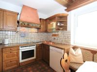 Kuchnia lub aneks kuchenny w obiekcie Apartment Am Ziller by Interhome