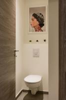 A bathroom at Stylish New 1 bedroom apartment in juan les pins