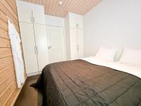 Postel nebo postele na pokoji v ubytování Villa Halla - 8 henkilölle, HimosYkkösen alue, 76m²+36m²