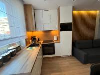 Kuchyňa alebo kuchynka v ubytovaní Apartament BD Premium III Klifowa