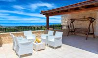 Balkón alebo terasa v ubytovaní Villa Stelios Private Pool