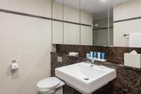 Meriton Suites World Tower, Sydneyにあるバスルーム