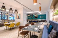 Posezení v ubytování Holiday Inn London-Shepperton by IHG