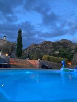 Tr&egrave;s belle villa piscine jacuzzi grande propri&eacute;t&eacute; 10 pers &#xB0B4;&#xBD80; &#xB610;&#xB294; &#xC778;&#xADFC; &#xC218;&#xC601;&#xC7A5;