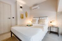 Posteľ alebo postele v izbe v ubytovaní Manolis Loft Apartment, Rhodes Town