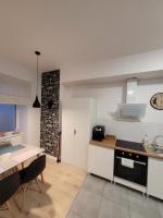 Kuchyň nebo kuchyňský kout v ubytování Apartamenty Cieplicka 20