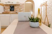 A kitchen or kitchenette at Don Fulippu Home to city center