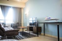 9am-5pm, SAME DAY CHECK IN AND CHECK OUT, Work from Home, Comfy & Quiet Tamarind Suites-Cyberjaya by Flexihome-MY,にあるシーティングエリア