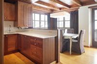 Kuchyň nebo kuchyňský kout v ubytování Val de Ruda Luxe 66 by FeelFree Rentals