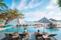 Der Swimmingpool an oder in der Nähe von Rocky's Boutique Resort - Veranda Collection Samui